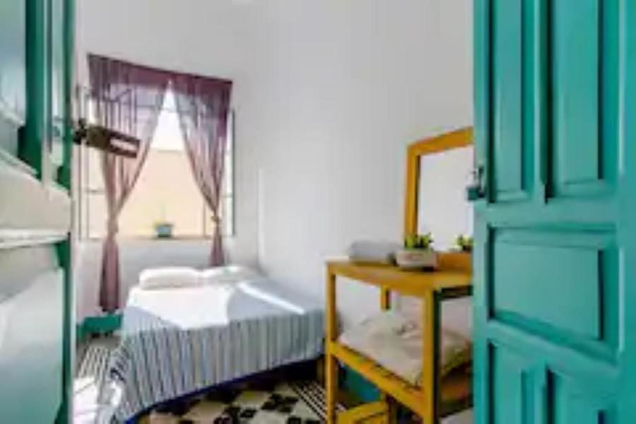 1 Guadalajara Corazon Del Centro Historico Hospedate En Una Casa Antigua En Una Habitacion Sencilla Con Areas Comunes Y Banos Compartidas Exterior foto